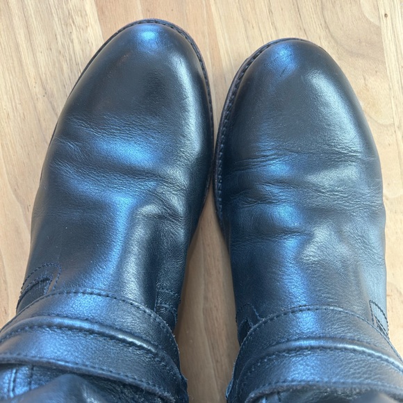 Frye Black Harness Ankle Boots, size 10 - Picture 4 of 11